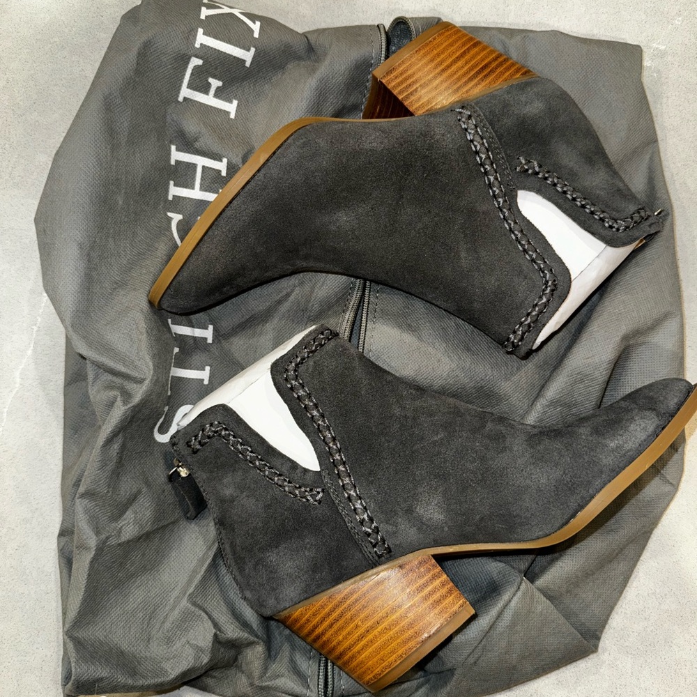 From Stitch Fix, Never worn, Comes with shoe bag